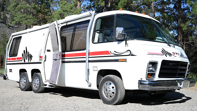 1975 GMC Eleganza II 26FT in Princeton, BC